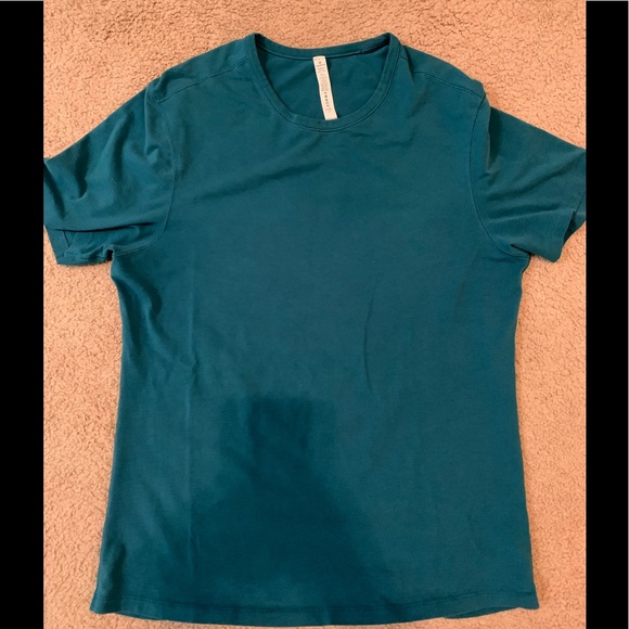 lululemon athletica Other - Lululemon Men’s T-Shirt Size Large-Great Condition